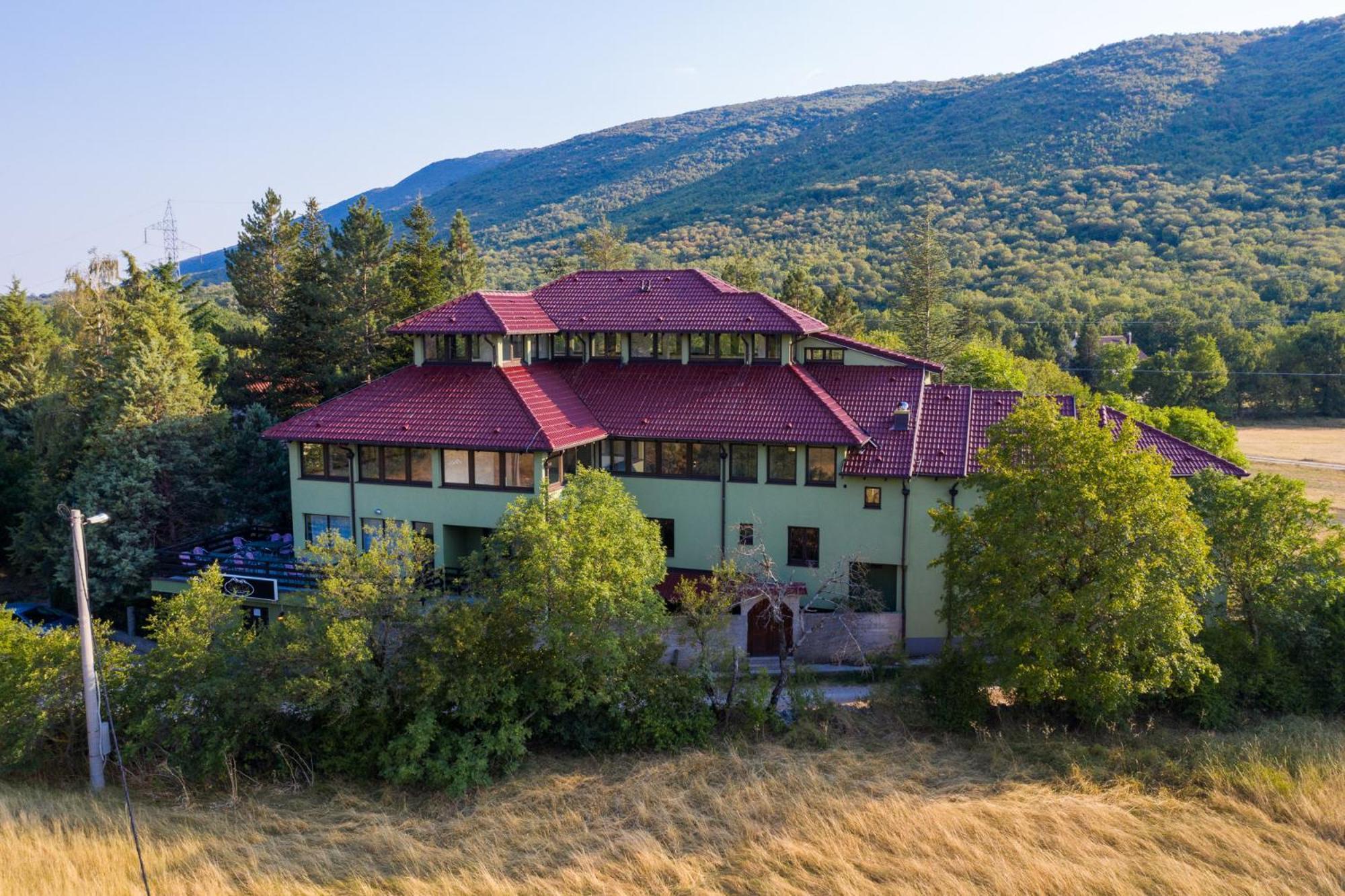 Holiday Resort Zlatni Dol Mostar Goranci Exteriér fotografie